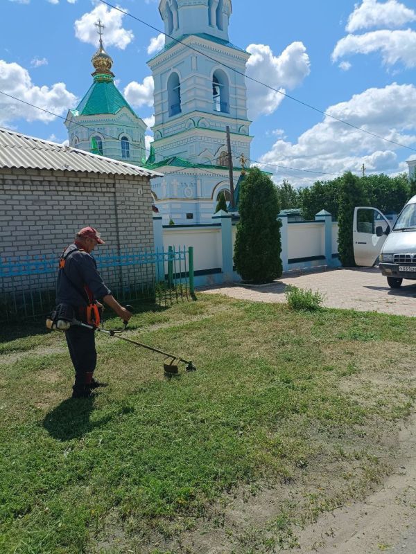 И снова наша ежедневная рубрика "Труд коммунальщиков сегодня"!