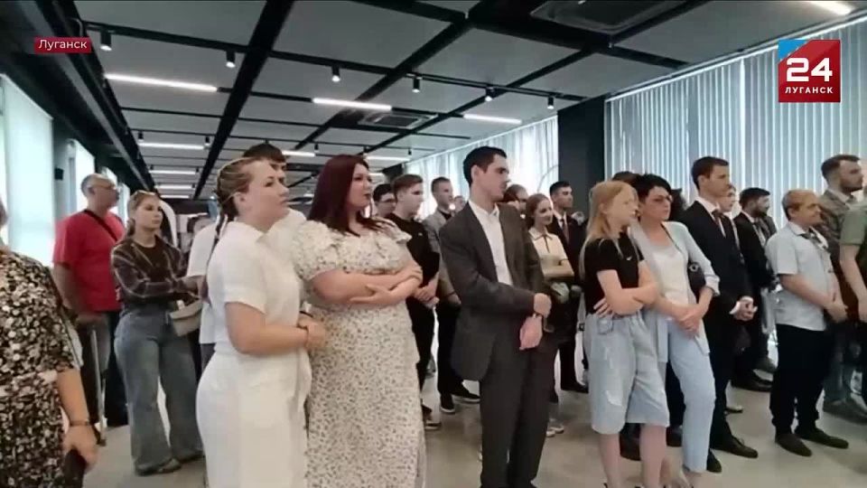 В Луганске открылась выставка памяти военкора РИА Новости Ростислава Журавлева