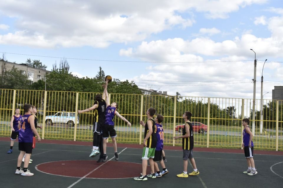 В Перевальске состоялся финал "Вечерней Лиги по баскетболу - 2025"!