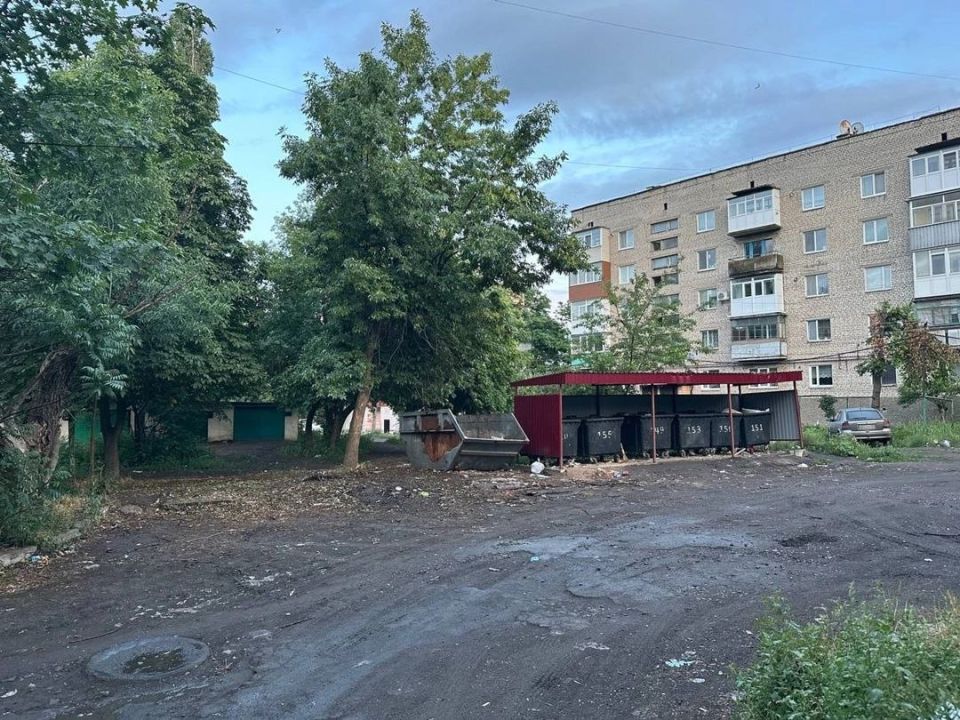 Андрей Рубанцов: Уважаемые ровенчане!. В который раз обращаюсь ко всем жителям нашего городского округа с призывом правильно утилизировать крупногабаритный мусор!!! Благоустройство и чистота во дворах ваших домов зависят от...