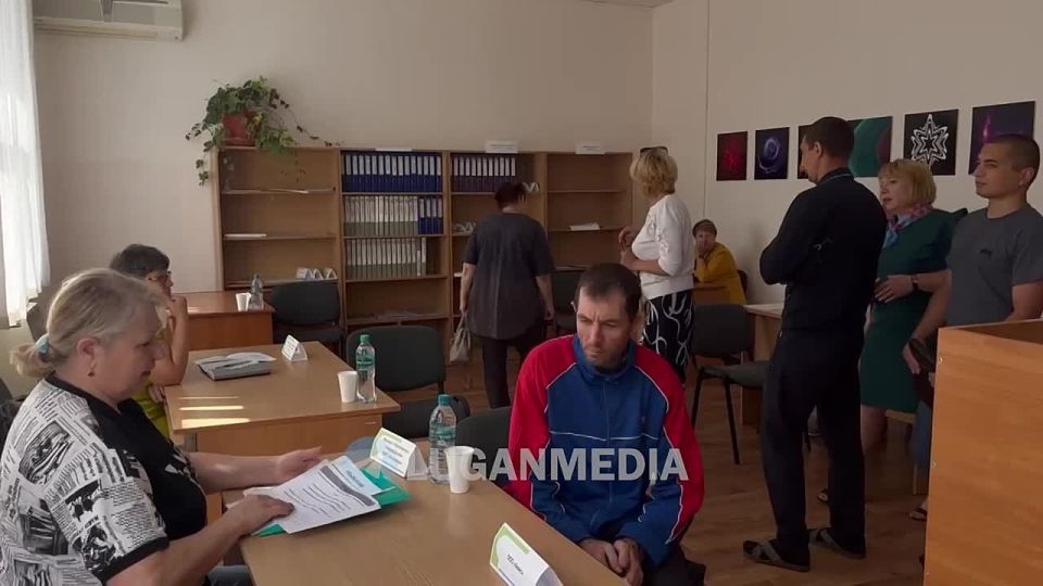 В Перевальске стартовал II этап Всероссийской ярмарки трудоустройства «Работа России. Время возможностей»