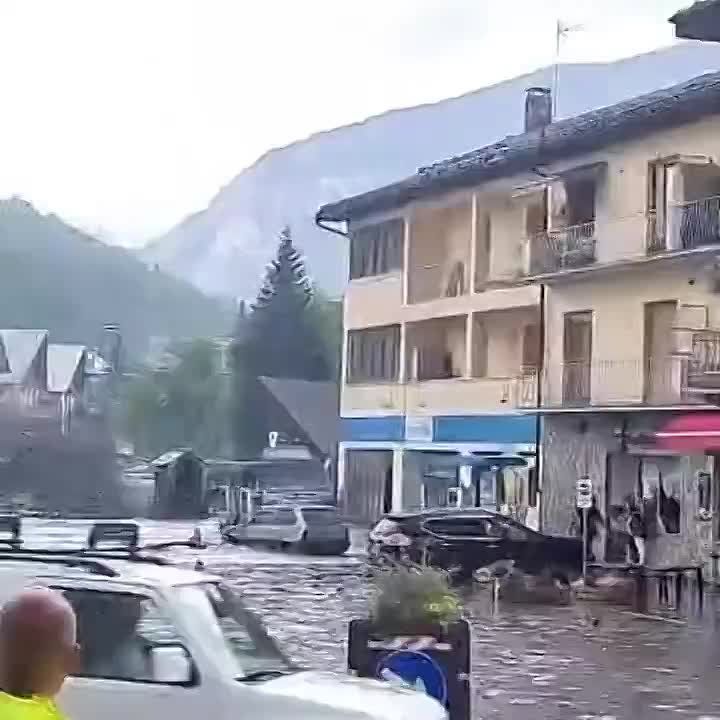  :          ,     ,   III     7 ,    30 :