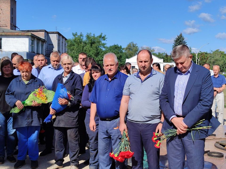 Константин Бутримов: Вечная память в граните: «ЛУГАМАШ» увековечил имена павших защитников Донбасса