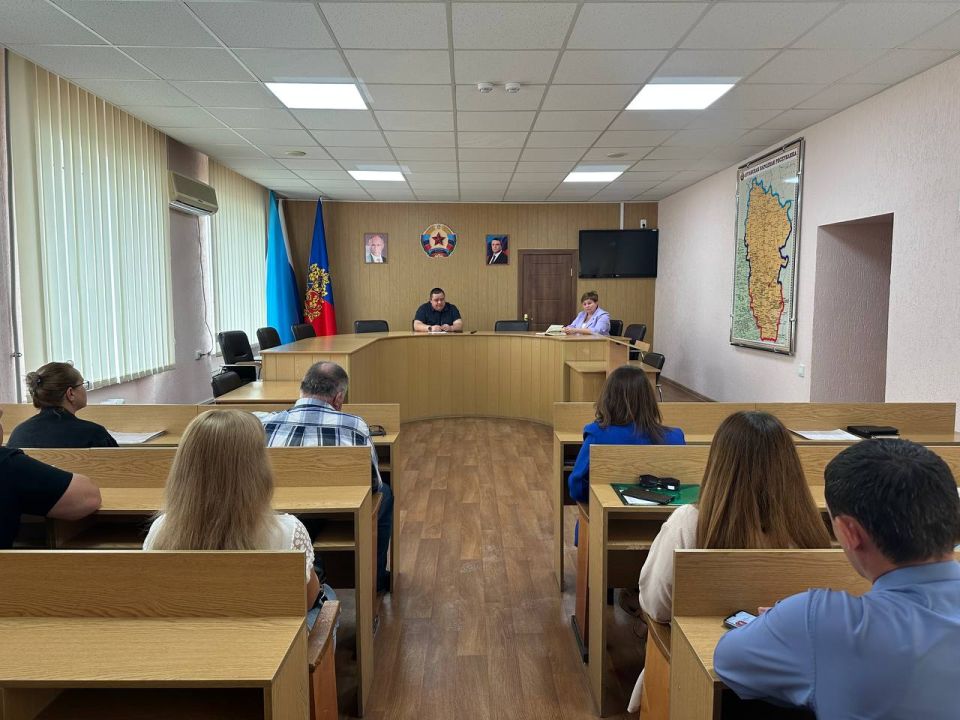 Андрей Рубанцов: Сегодня провёл рабочее совещание с начальниками отделов жизнеобеспечения поселков городского округа и села Благовка