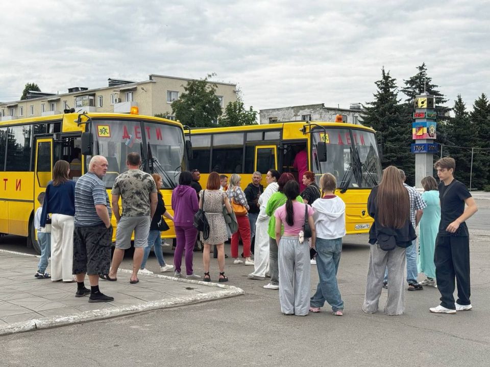  :  ,  1-      -              ...