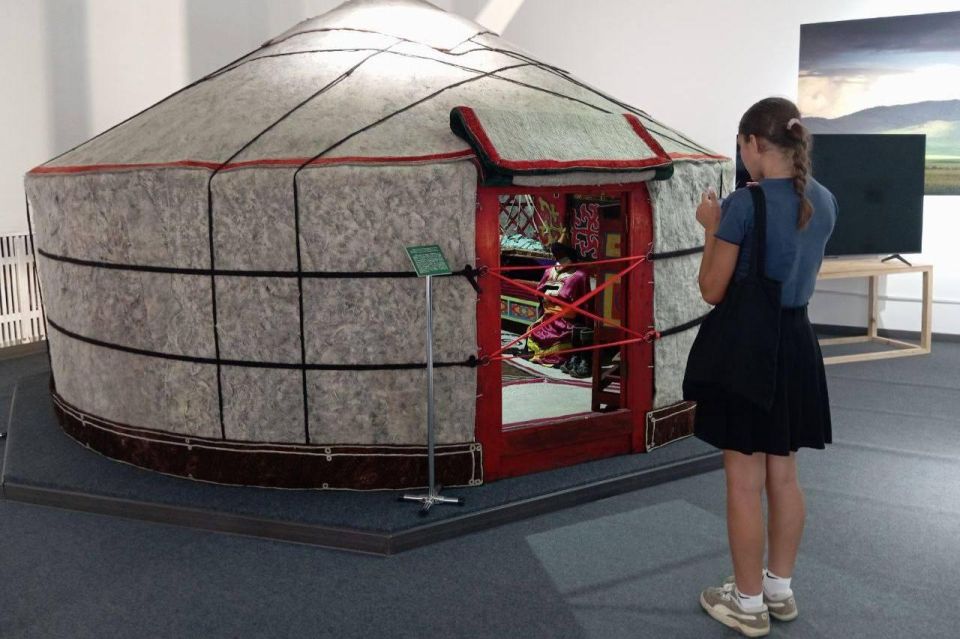 Делегация из Свердловска: второй день в Туве