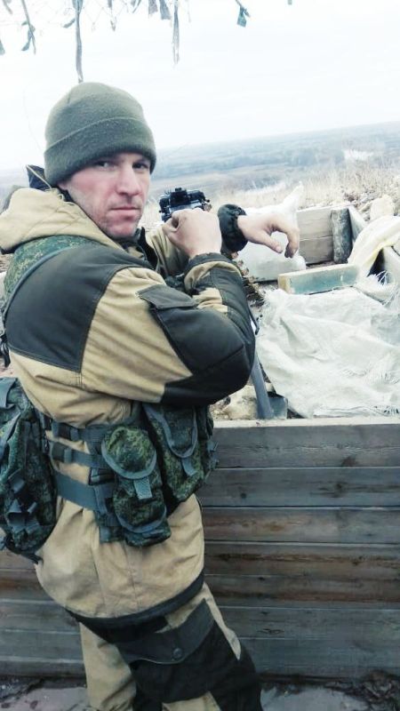 Антон Александрович Лютиков – настоящий патриот и защитник Донбасса