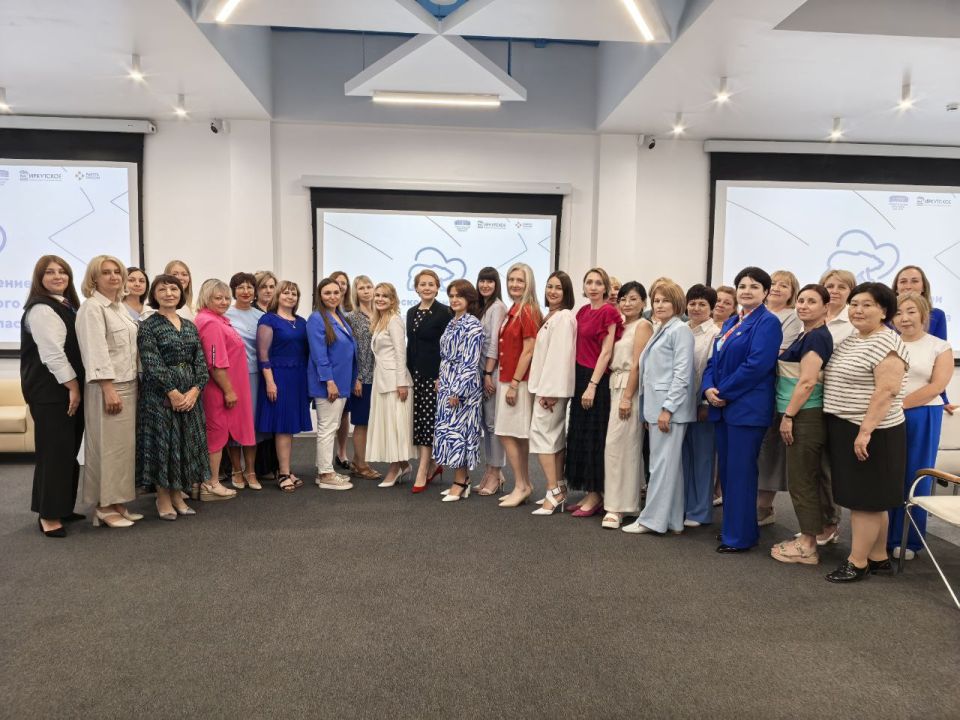 Дарья Лантратова: Женщина нужна женщине, чтобы поправить корону