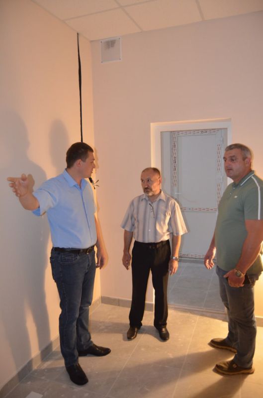 Евгений Морозов: Проинспектировал ход выполнения работ по ремонту и оснащению помещения, в котором будет организована работа Единой дежурно-диспетчерской службы (ЕДДС) города Брянки