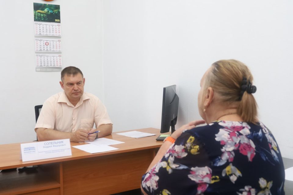 Парламентарии оказали содействие в решении проблемных вопросов жителей республики