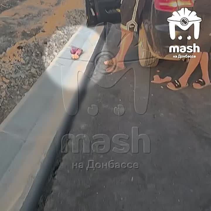 Лихач сбил работника Автодора под Краснодоном