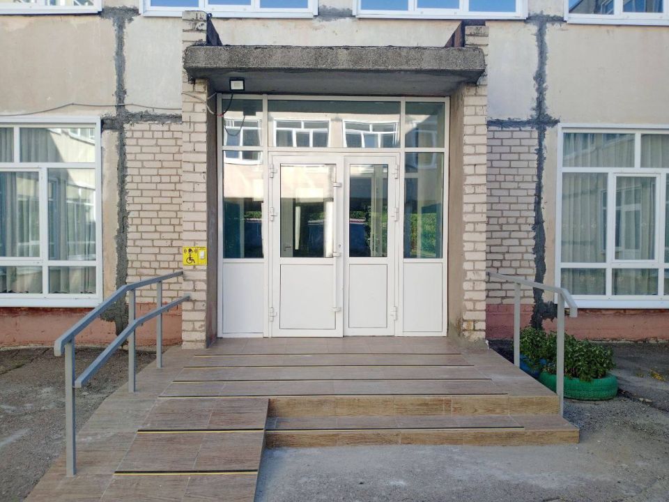 Андрей Рубанцов: В Ровеньковских школах продолжается активная подготовка к новому учебному году