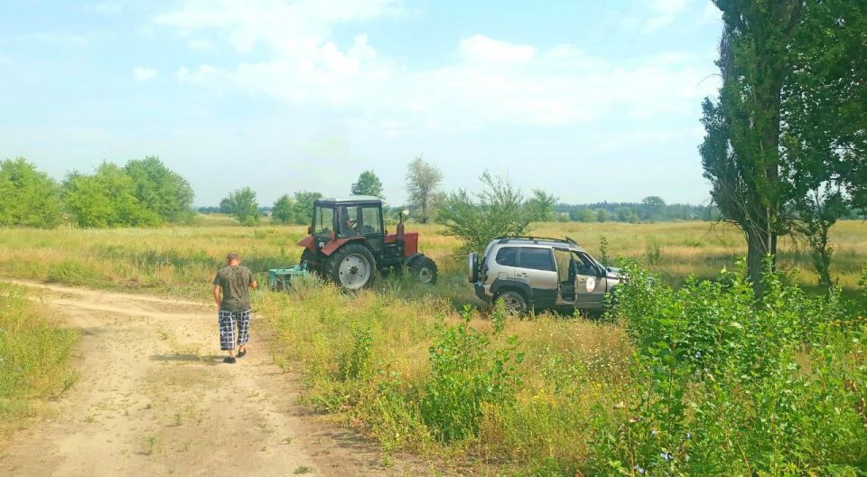 Сегодня 14 июля 2025 года на территории Передельского отдела жизнеобеспечения в рамках мероприятий по противопожарной безопасности вокруг населенных пунктов Передельское и Геевка была проведена опашка
