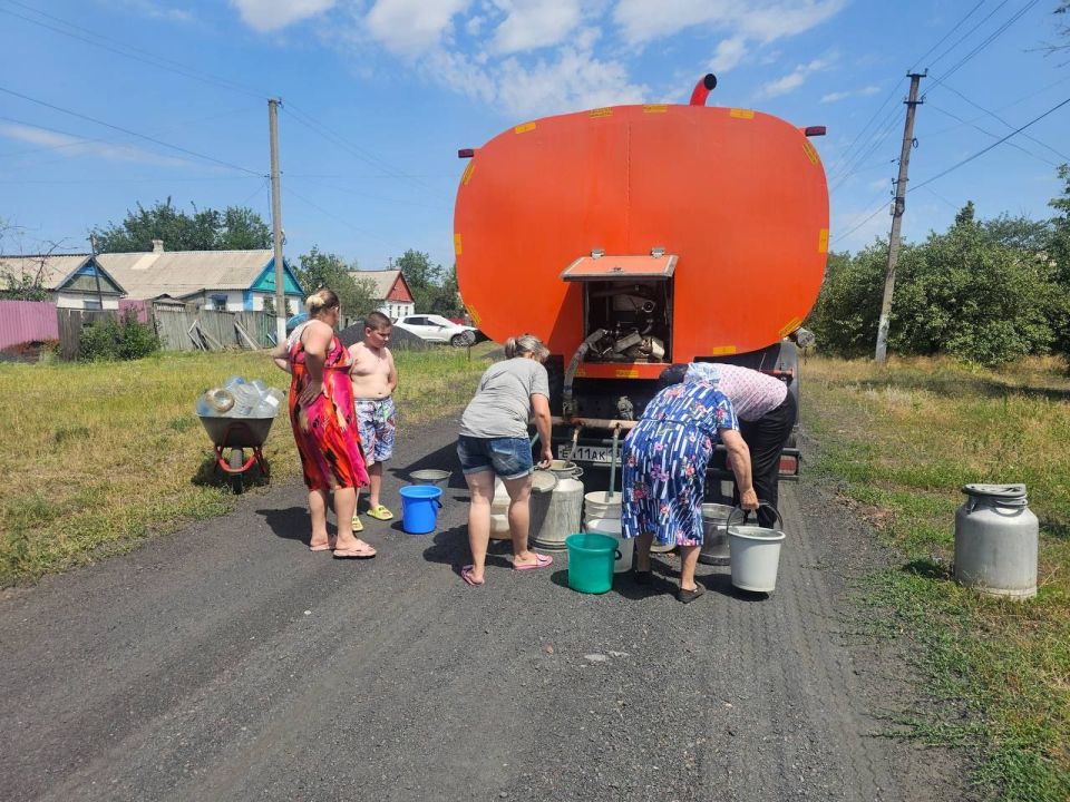 Андрей Рубанцов: В пгт Дзержинский организован подвоз воды для жителей поселка