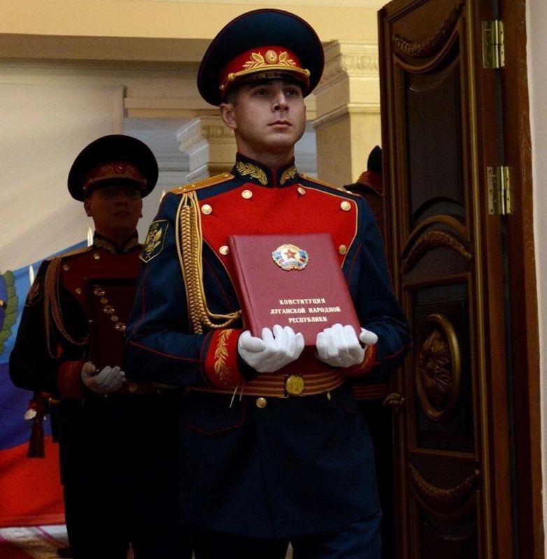 Герои среди нас!. Заместитель директора ГКУ «Государственный архив ЛНР» Владимир Бобцов успешно прошел все отборочные туры и стал победителем в программе кадрового проекта «Герои Луганщины»