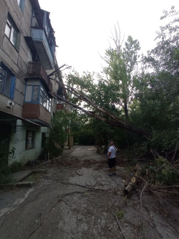 Евгений Морозов: В минувшее воскресенье практически по всей территории ЛНР произошло резкое ухудшение погодных условий