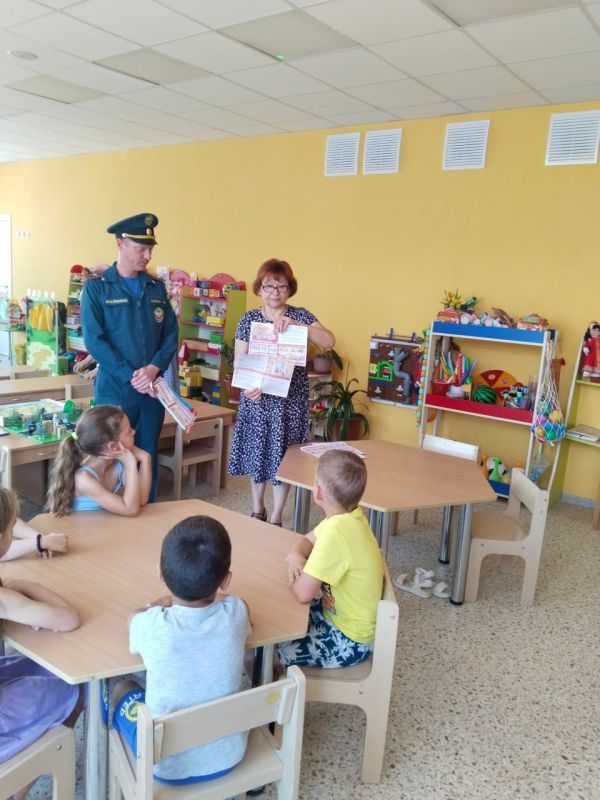 ГЛАВНОЕ ПРИ ПОЖАРЕ – НЕ ПАНИКОВАТЬ!