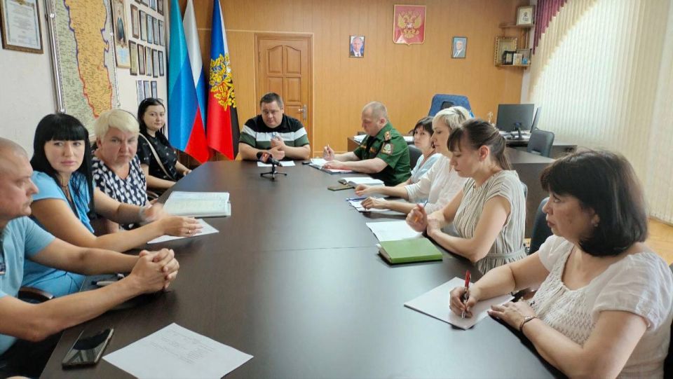 Андрей Рубанцов: Сегодня в Администрации городского округа город Ровеньки провел встречу с семьями участников специальной военной операции