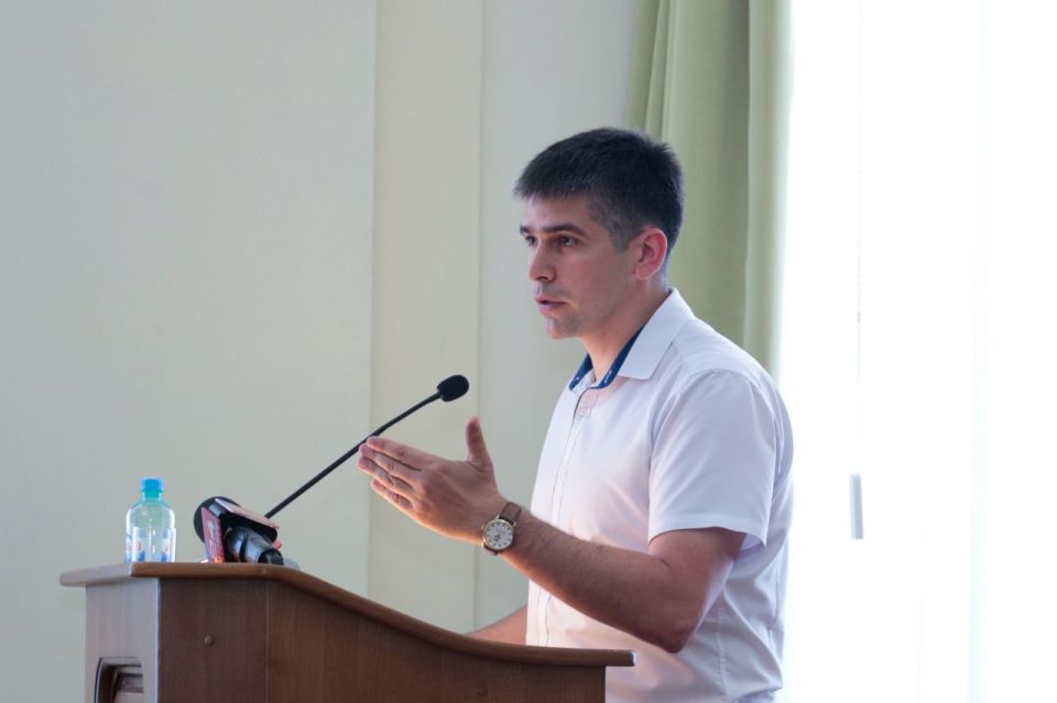 Депутатский корпус обсудил с Олегом Шеренешевым развитие сферы спорта в республике