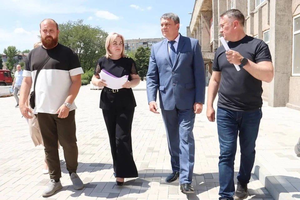 ������, �����-���� � �� ��� ���������� ��������: �� ��� ������ � �������� ������������� ������� 25-����� ������