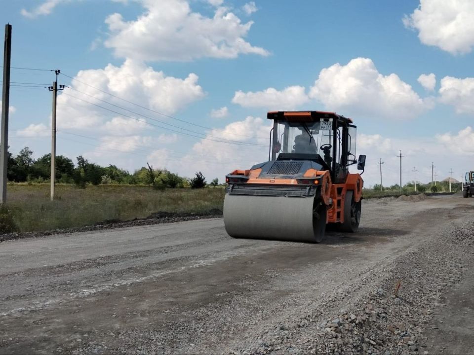 Андрей Рубанцов: В Ровеньках продолжается капитальный ремонт дороги