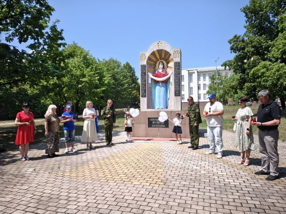 Евгений Морозов: Ежегодно, в канун 27 июля - Дня памяти детей – жертв войны в Донбассе - по всей территории Российской Федерации проходят тематические акции, посвященные этой дате