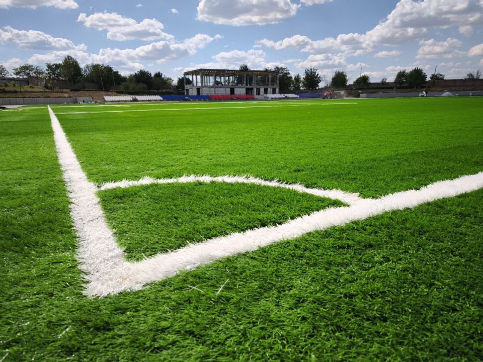 Евгений Морозов: Активными темпами продолжается реконструкция городского стадиона «Шахтер»