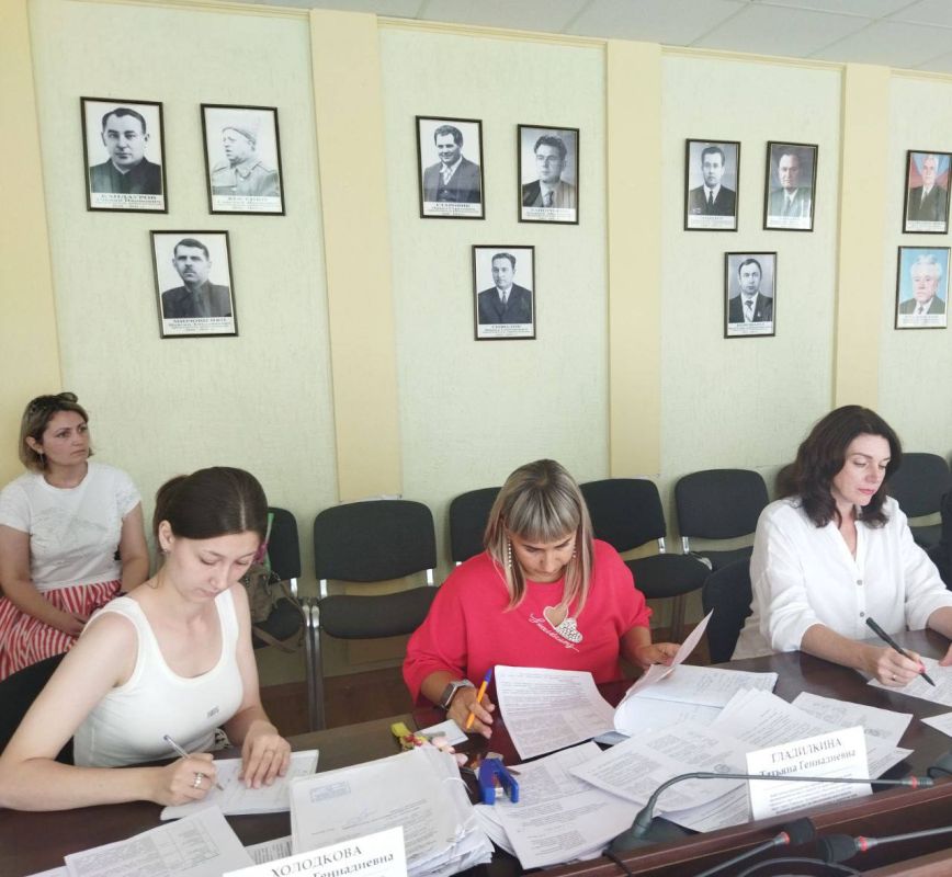 Андрей Рубанцов: Профилактика дорожно-транспортных происшествий с участием несовершеннолетних - одно из направлений работы городской комиссии по делам несовершеннолетних и защите их прав Городская комиссия обращает внимание...