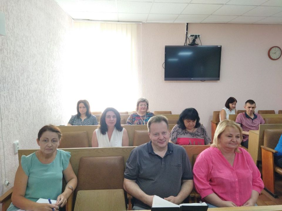 Сегодня под руководством Главы городского округа город Ровеньки Андрея Рубанцова состоялось рабочее совещание с руководителями отделов и управлений Администрации, на котором обсудили ключевые вопросы развития муниципального...