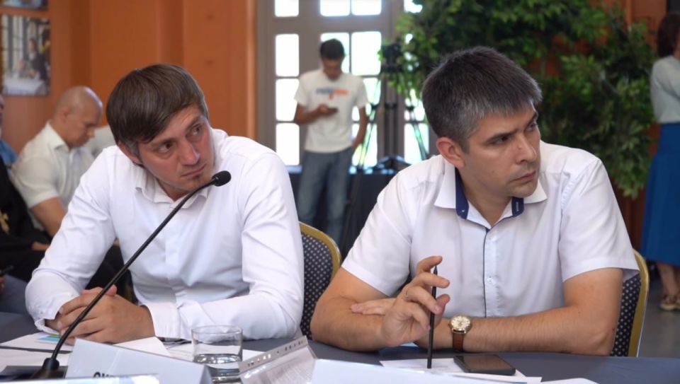            ,          ,    80-    ...