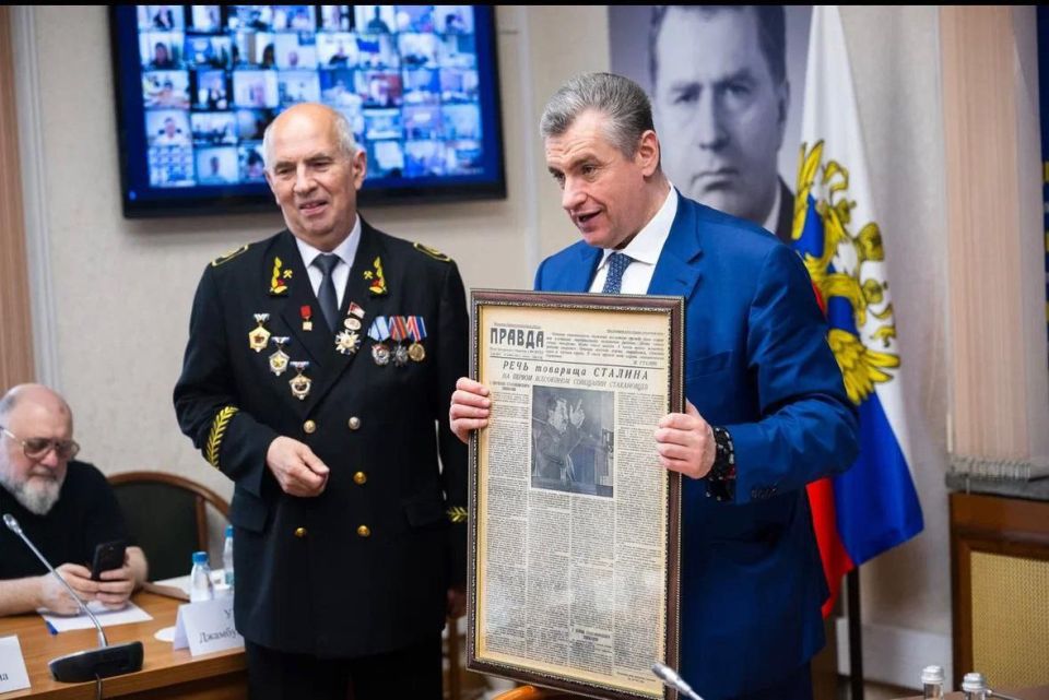 Уникальный экспонат в Центре исторического наследия города Ирмино и стахановского движения