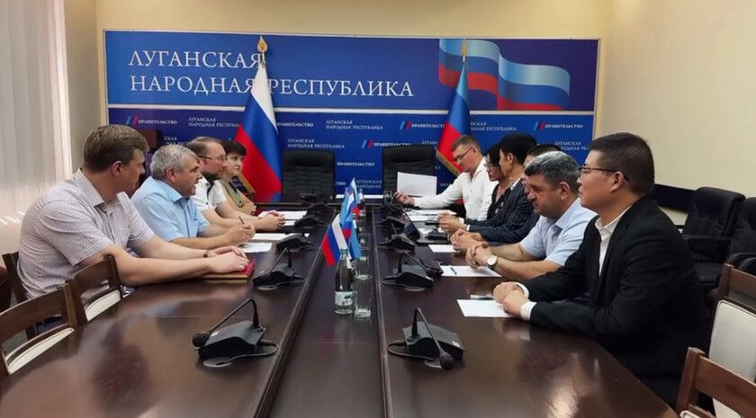 ����� ��������� ������������� � ��������� ��� � ��������