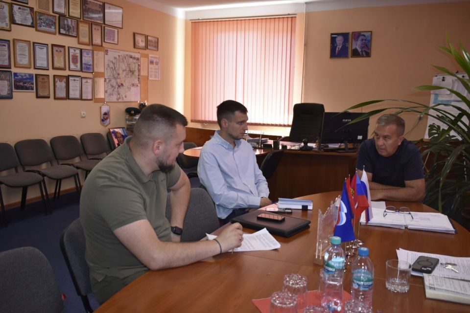 Перевальск посетила делегация Министерства молодежной политики Луганской Народной Республики