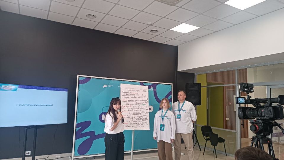 «Сердце в деле»: как волонтеры из Стаханова учились менять мир