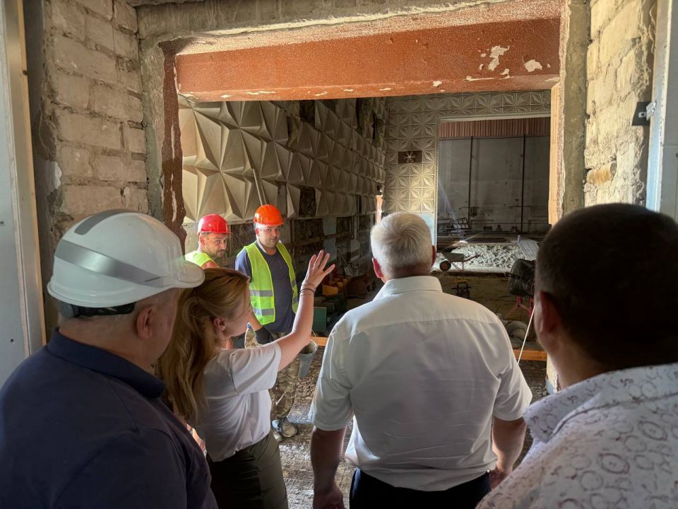 Дарья Лантратова: В Беловодском районе после приема граждан осмотрела несколько социальных объектов