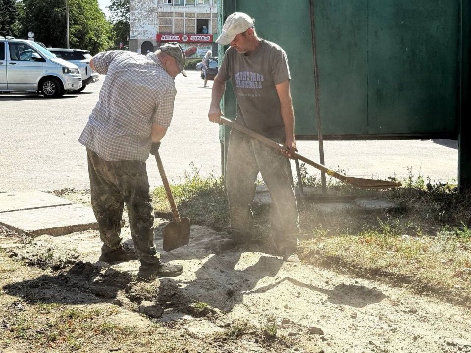 Сергей Колягин: Завершилось формирование пешеходного тротуара, соединяющего площадь имени В.И. Ленина с жилмассивом пятиэтажных домов по улице Куйбышева с вторичным использованием стройматериалов