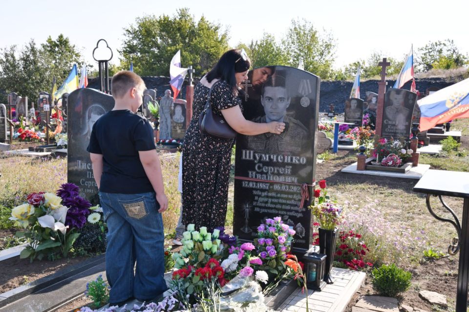 � ������������ ������ ������� ������������ ����� � ������ � �������� ��������� ���