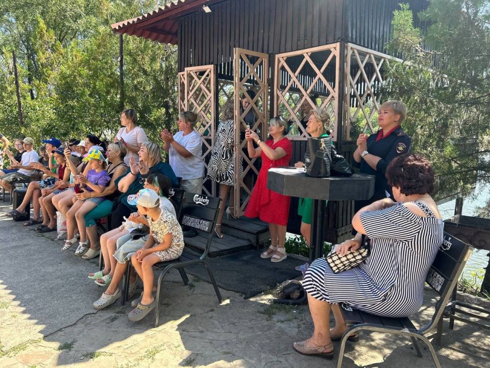 Правоохранители пообщались с воспитанниками Семейного центра о противодействии дропперству