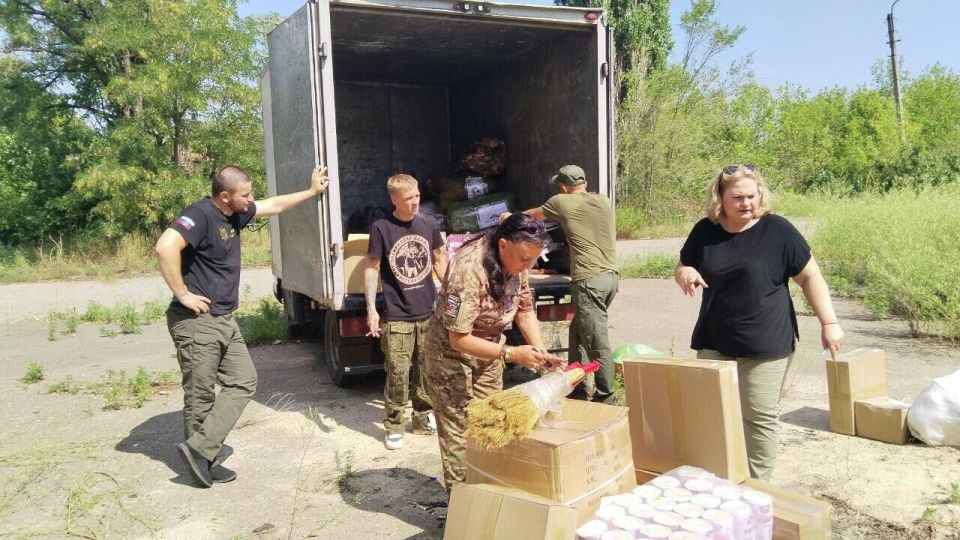 Новгородский депутат отвезла в зону СВО партию гуманитарной помощи