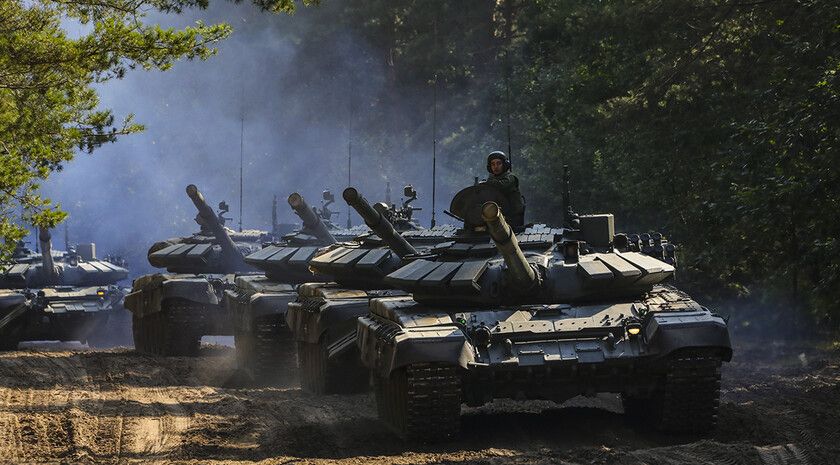 Российские войска наступают по всей линии фронта на Украине — Путин