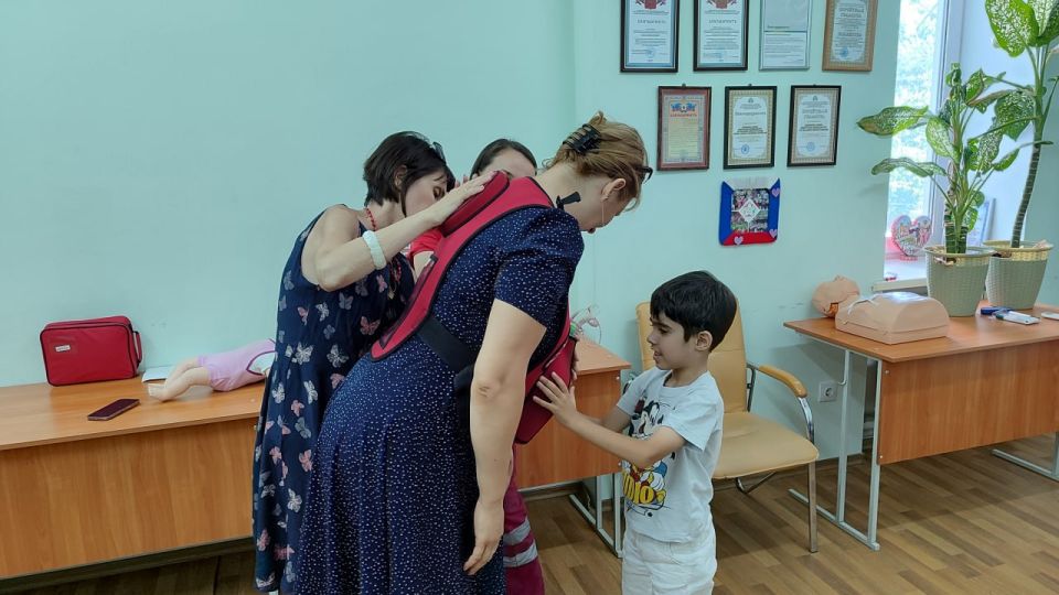 Группа луганчан прошла очередные курсы первой помощи в Луганском центре медицины катастроф