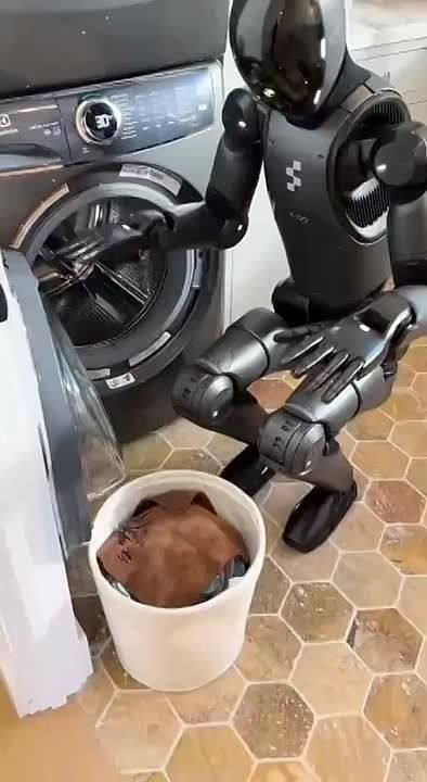 Вкалывают роботы, счастлив человек!