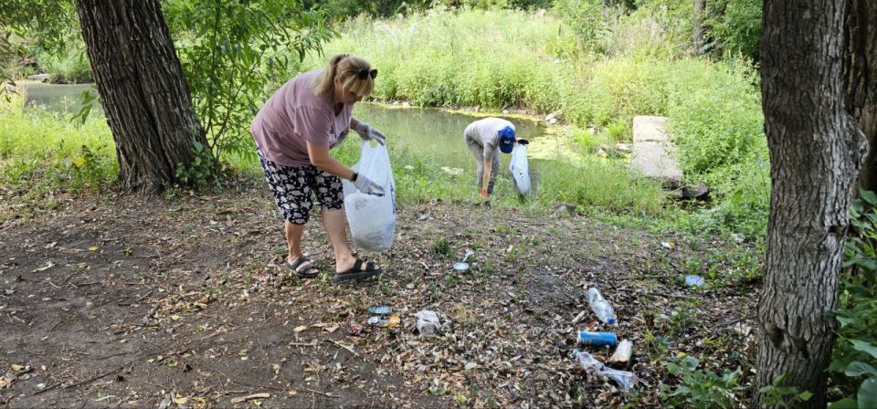 Расчистка заторов на реке Миусик в рамках акции «Вода России»
