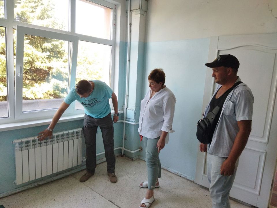 Андрей Рубанцов: По моему поручению, первый заместитель Татьяна Хрипачева и начальник УЖКХ Александр Мащенко, проинспектировали ход выполнения работ по капитальному ремонту системы теплоснабжения, водоснабжения и...