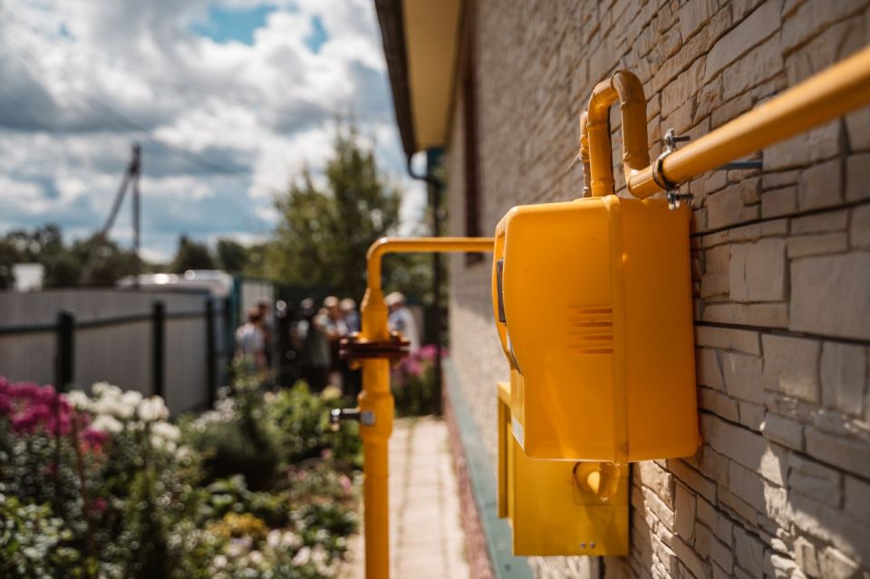 �������� ������ ��������, ����������� � ���������� ����� ������ �������� �� 100 ���