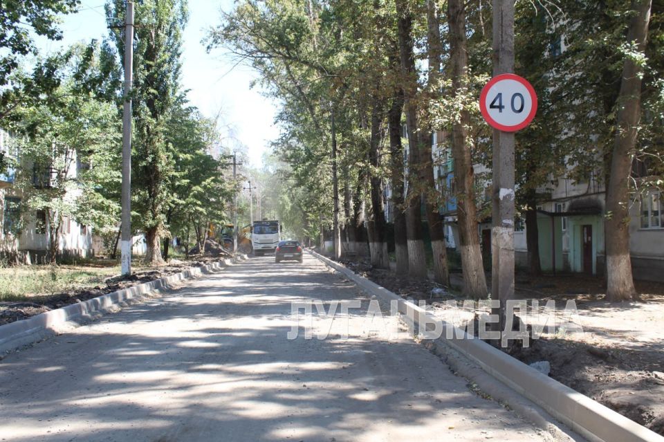 В Суходольске скоро закончат ремонт участка дороги по улице Станиславского