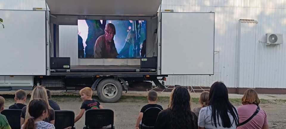 Сергей Колягин: В парке имени Чихачёва продолжается цикл кинопоказов под открытым небом, приуроченный к празднованию 260-й годовщины со дня основания нашего города