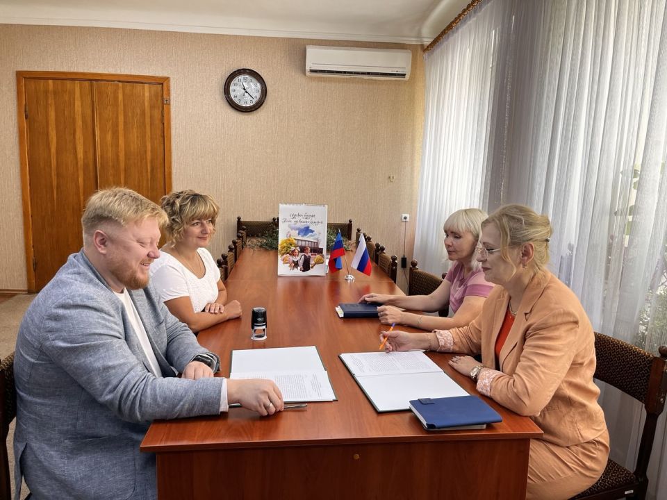 Иван Кусов: Утром, после приема граждан, заехал в Кировск