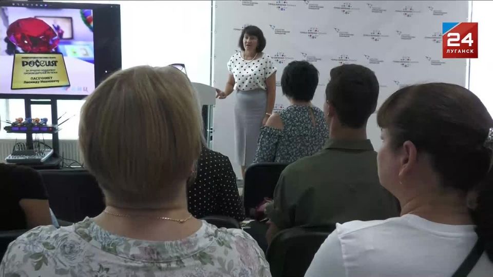 В Луганск прибыли предприниматели из Тюмени, чтобы рассмотреть возможности инвестирования новых проектов и наладить вопросы дальнейшего сотрудничества