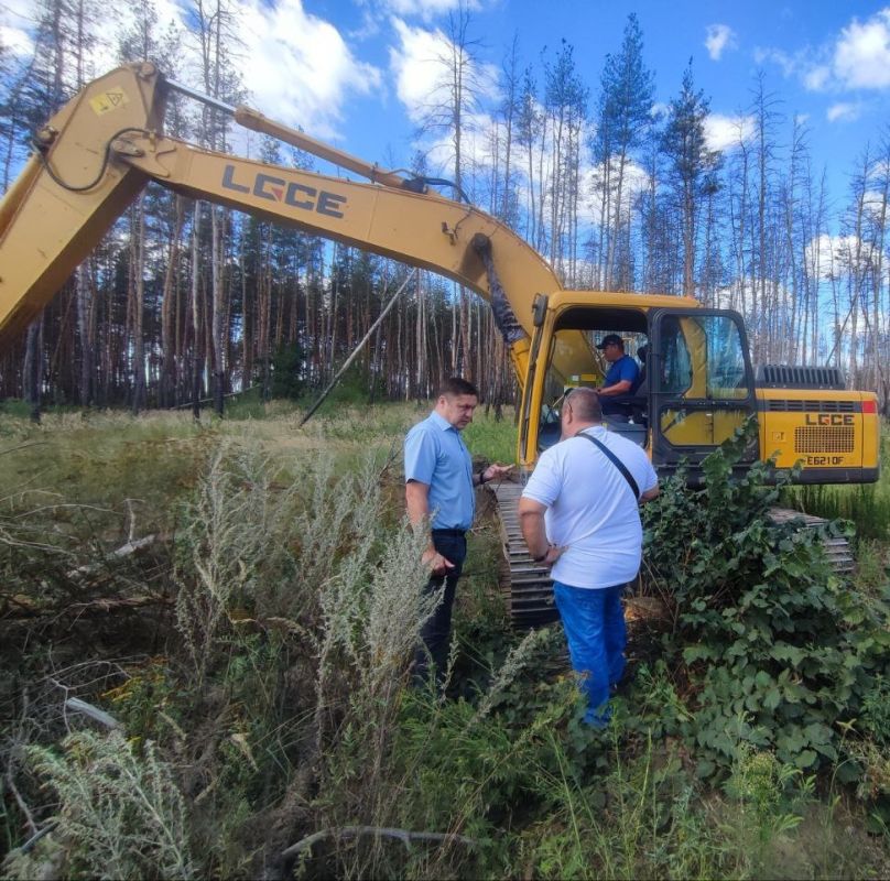 Прекрасно понимаю обеспокоенность и недовольство жителей ситуацией с электроснабжением некоторых поселков округа